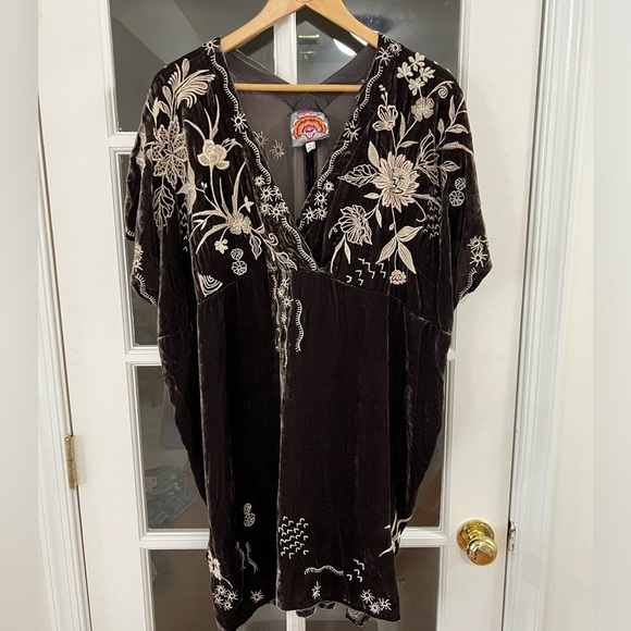 JOHNNY WAS MAREE VELVET EFFORTLESS KAFTAN DRESS - Size M - Picture 1 of 8